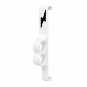 Suporte ergonômico branco instalado em Kindle verde para leitura confortável com apenas uma mão